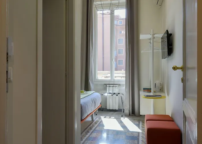 The Pope's Window 4*